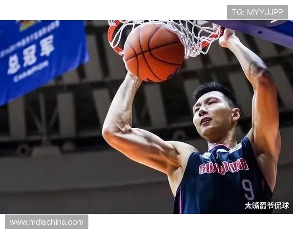 探寻篮球运动员成长之路与赛场精神力量的深度解析与未来发展趋势展望 探寻篮球运动员成长之路与赛场精神力量的深度解析与未来发展趋势展望