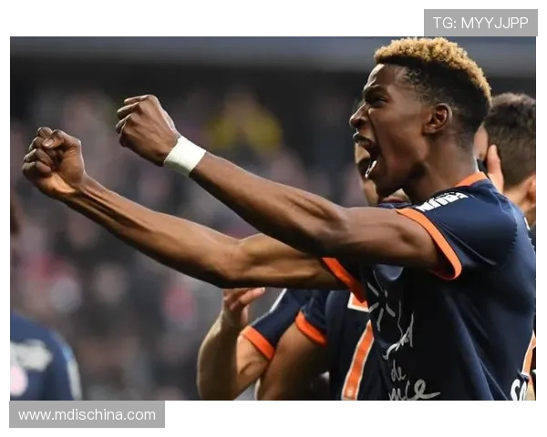 曼联强势出击迎战劲敌,全新阵容力求延续胜利势头