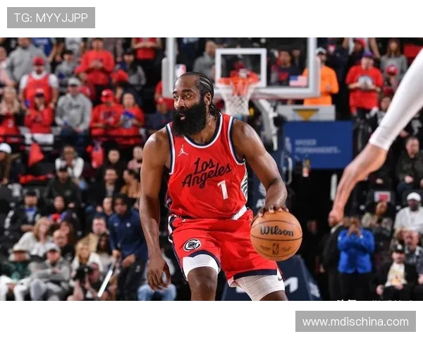 1月12日快船与热火激战一触即发球迷期待精彩对决与精彩表现