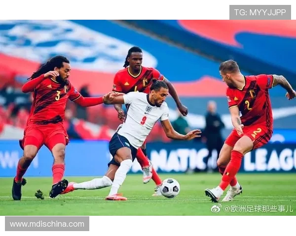 加维领衔新一代足球明星崛起,助力球队争夺荣耀与梦想